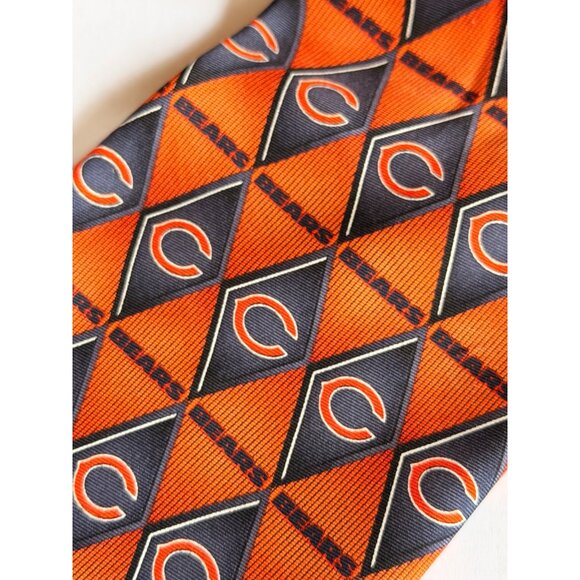 Chicago Bears NFL 100% Silk Tie Orange & Navy Diamond Pattern Mens Football Fan - Picture 4 of 7